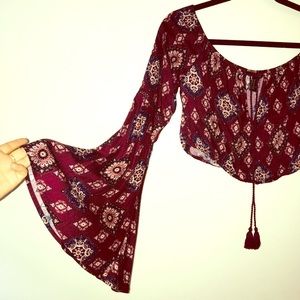 Bell Sleeve Crop Top😍